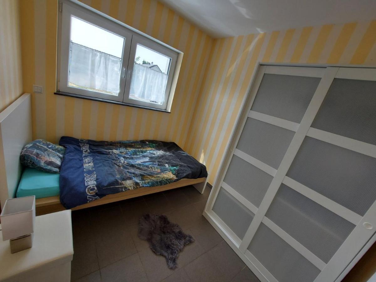Several Different Rooms, Newly Furnished, In A New House In Vichten Exteriör bild