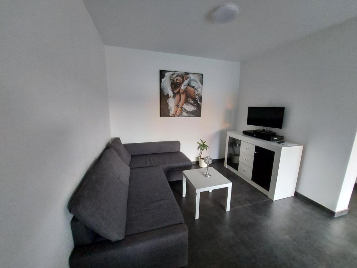 Several Different Rooms, Newly Furnished, In A New House In Vichten Exteriör bild