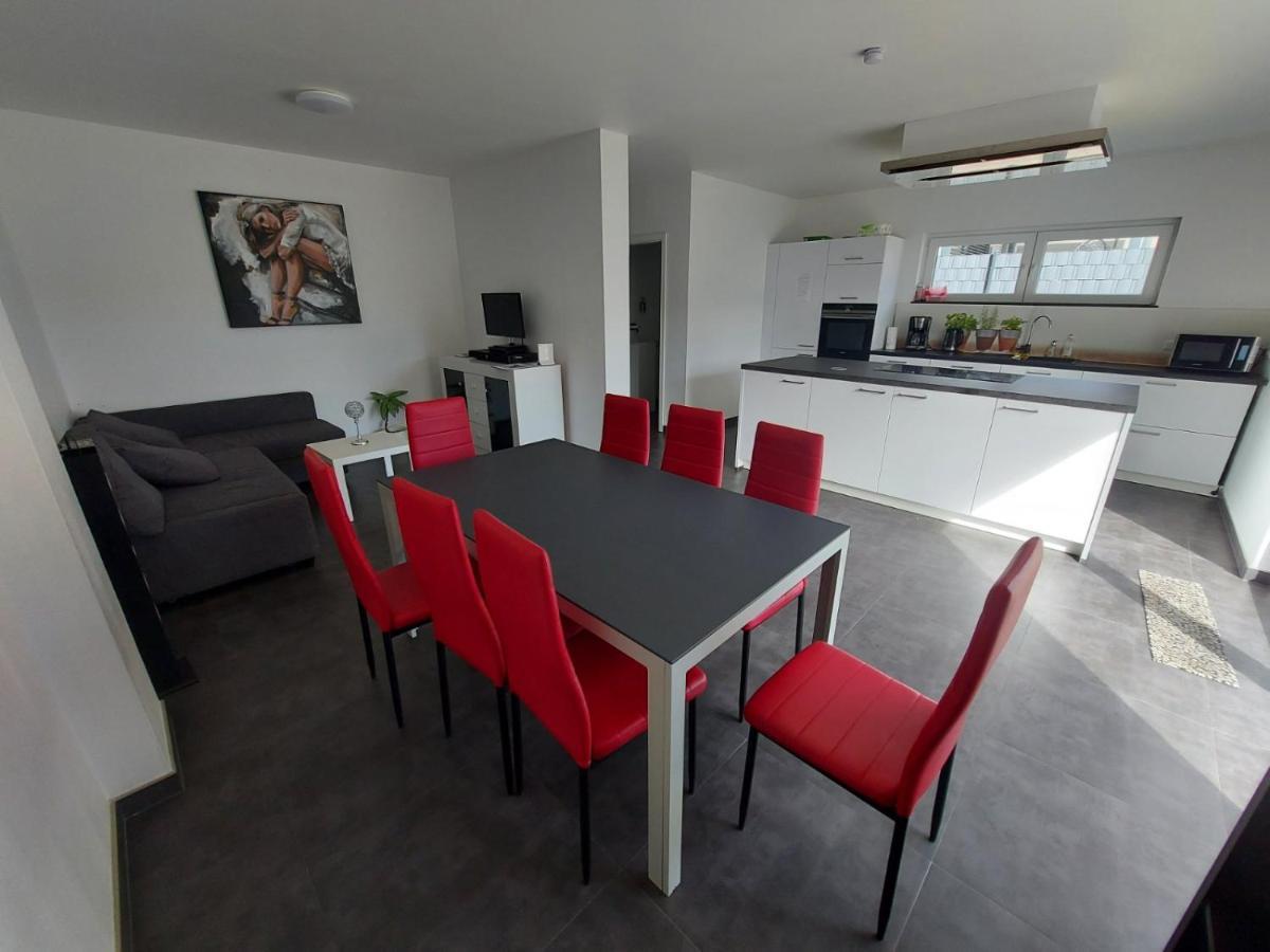 Several Different Rooms, Newly Furnished, In A New House In Vichten Exteriör bild