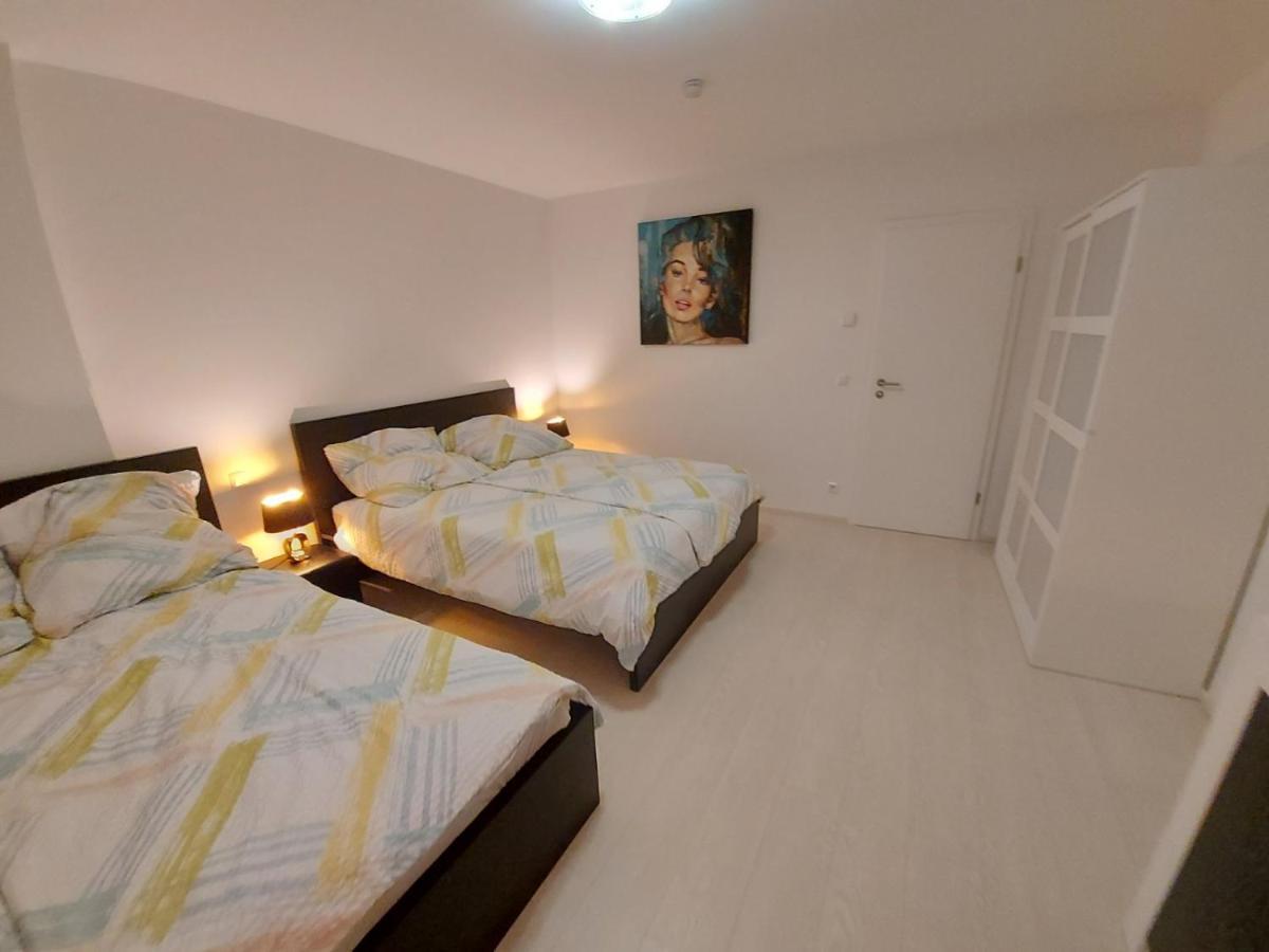 Several Different Rooms, Newly Furnished, In A New House In Vichten Exteriör bild
